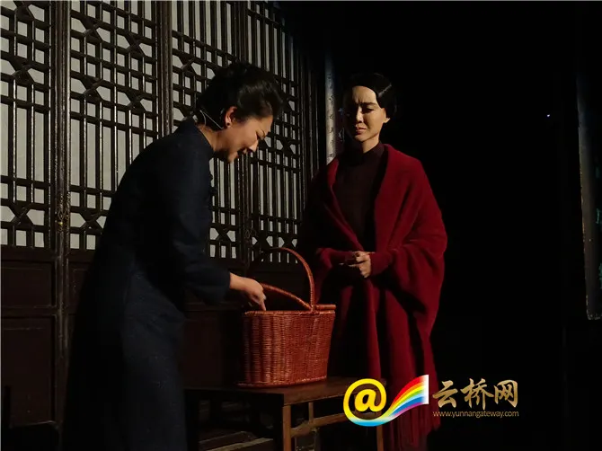 美女露比图剧照3